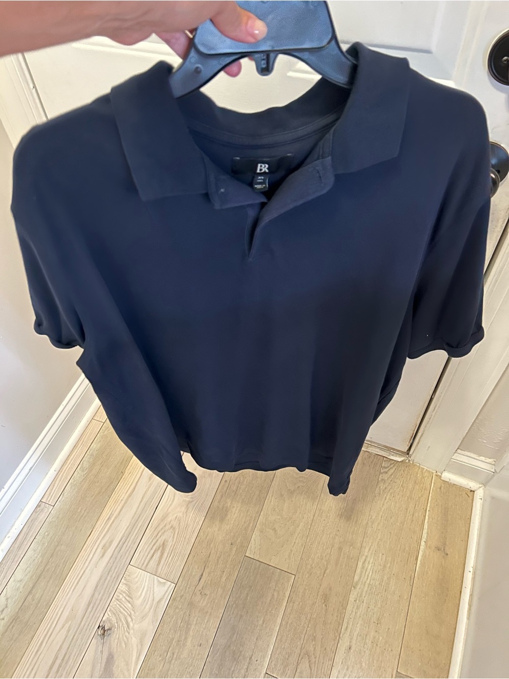 BANANA REPUBLIC polo shirt.